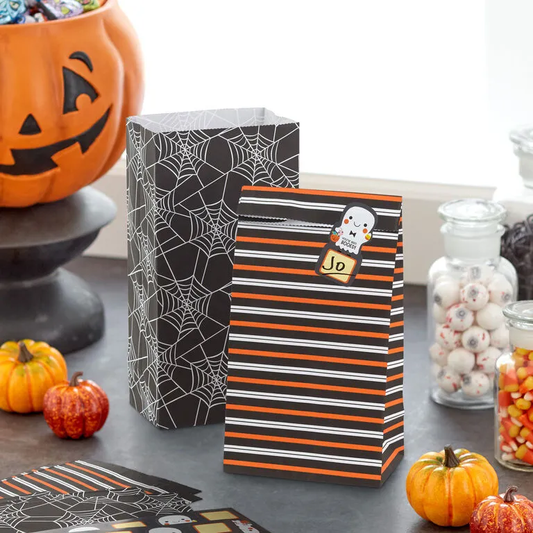 Hallmark You've Been Booed 30-Pack Halloween Paper Goodie Bags With Stickers 2 Hallmark You've Been Booed 30-Pack Halloween Paper Goodie Bags With Stickers - Image 2