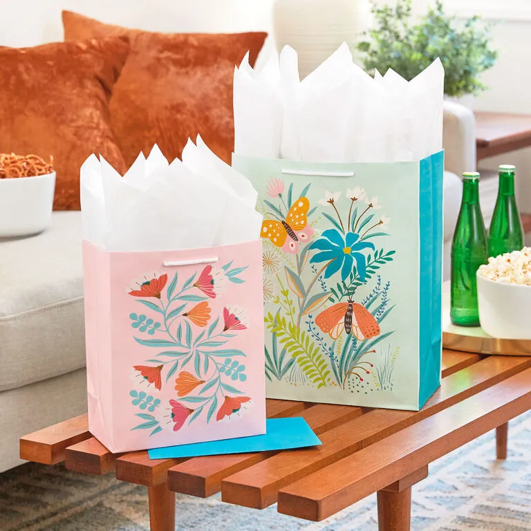 Hallmark Assorted Floral And Solid 8-Pack Medium And Large Gift Bags 2 Hallmark Assorted Floral And Solid 8-Pack Medium And Large Gift Bags - Image 2
