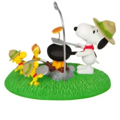 Hallmark The Peanuts® Gang Pancake Pals Ornament 11 Hallmark The Peanuts® Gang Pancake Pals Ornament -Hot Sale Hallmark Store Snoopy Beagle Scouts Pancake Breakfast Keepsake Ornament 1899QXI7049 06