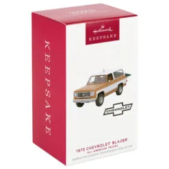 Hallmark All-American Trucks 1973 Chevrolet® Blazer® 2023 Metal Ornament 9 Hallmark All-American Trucks 1973 Chevrolet® Blazer® 2023 Metal Ornament -Hot Sale Hallmark Store Vintage Chevy Blazer Truck Keepsake Ornament 2199QXR8159 04